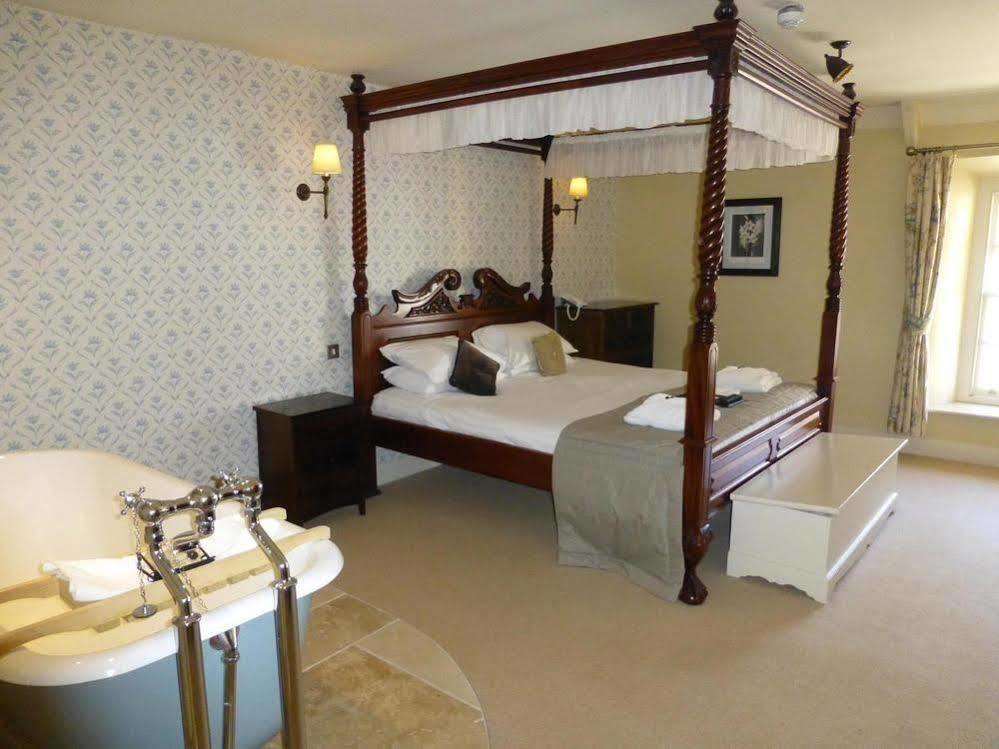 The George Inn Hatherleigh Экстерьер фото